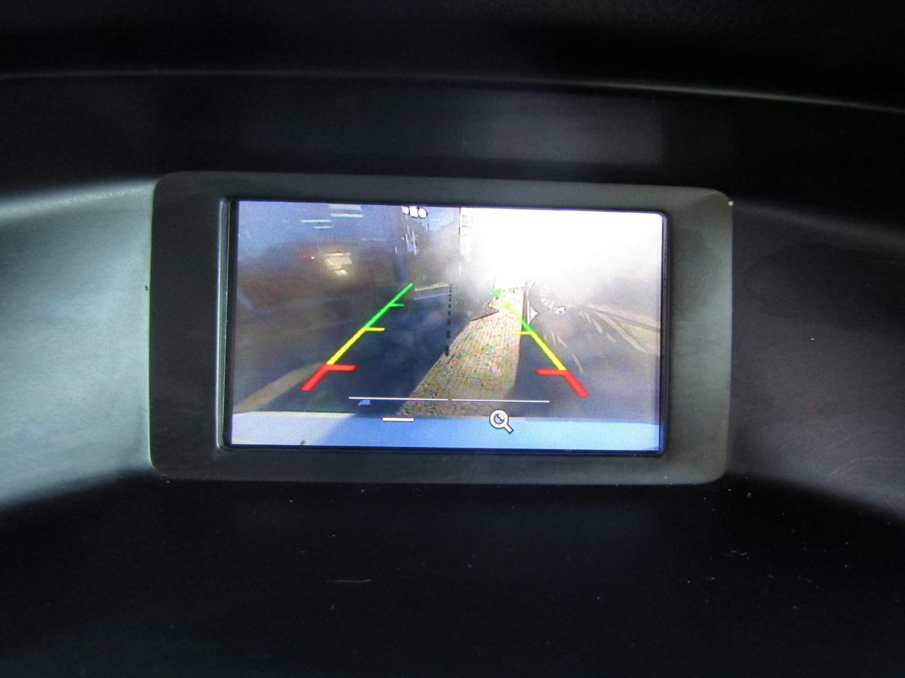 2018 Ford Focus SE, Camera, Heated Seats, Bluetooth, Alloy, *Certified* Photo