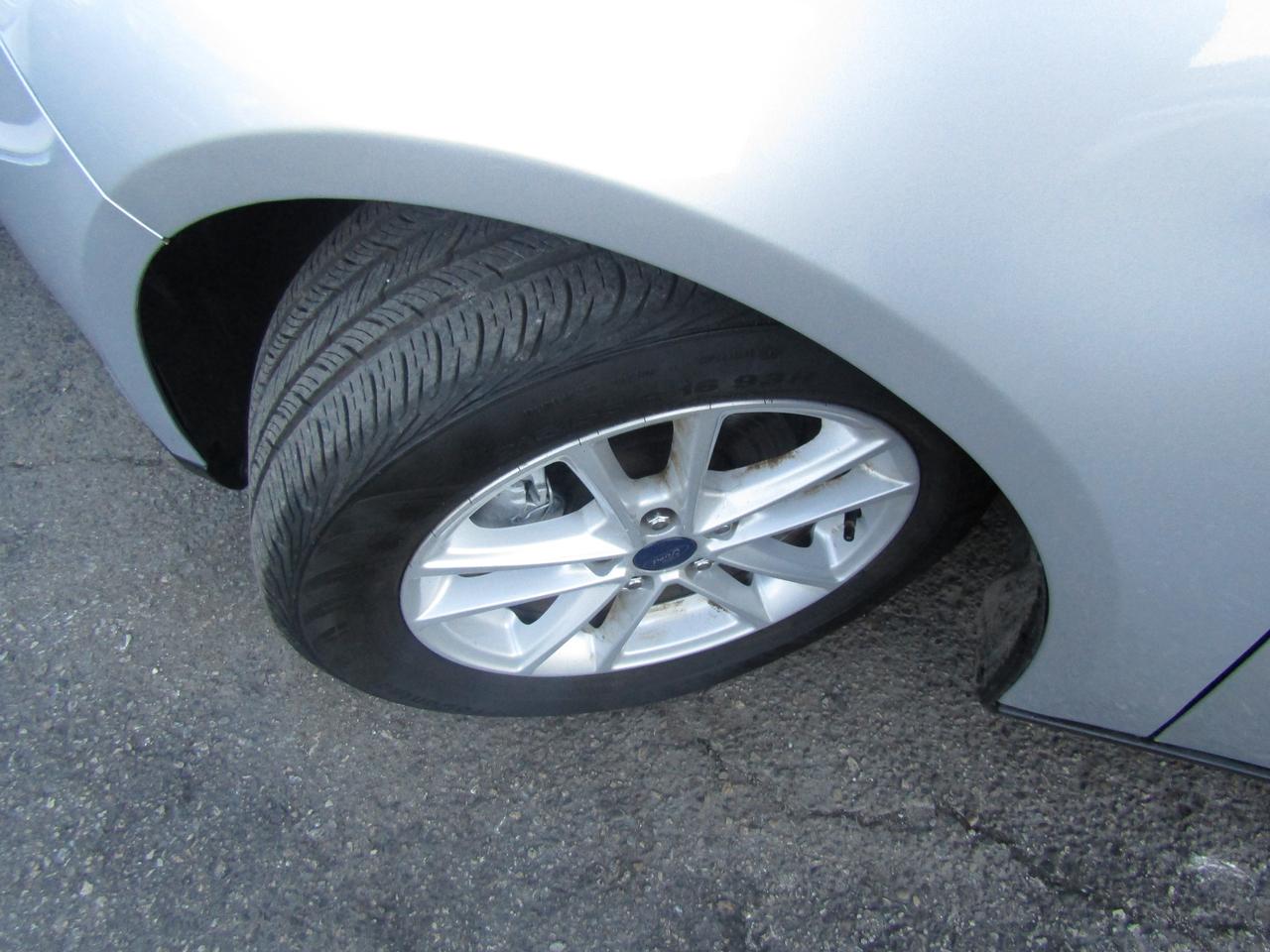 2018 Ford Focus SE, Camera, Heated Seats, Bluetooth, Alloy, *Certified* Photo