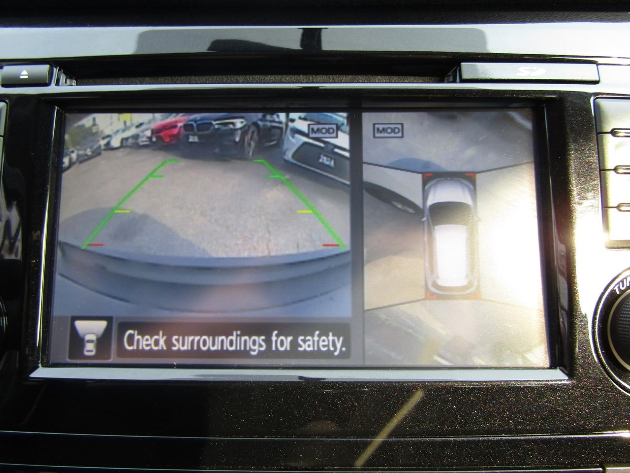 2017 Nissan Rogue SV, 7Pass, AWD, Pano, 360 Camera, Navi, Blind Spots, *Certified* Photo