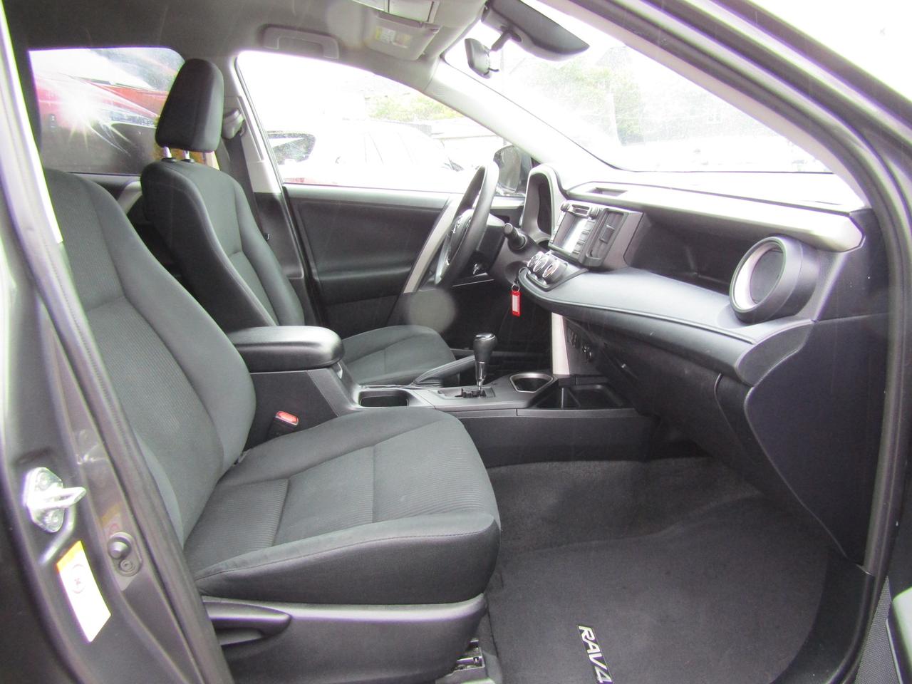 2017 Toyota RAV4 LE, Camera, Lane Assistant, Collision Warning, Heated Seats, *Certified* Photo