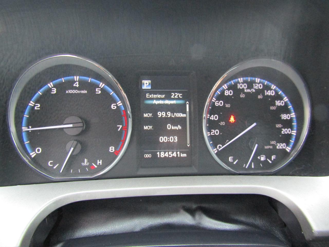 2017 Toyota RAV4 LE, Camera, Lane Assistant, Collision Warning, Heated Seats, *Certified* Photo