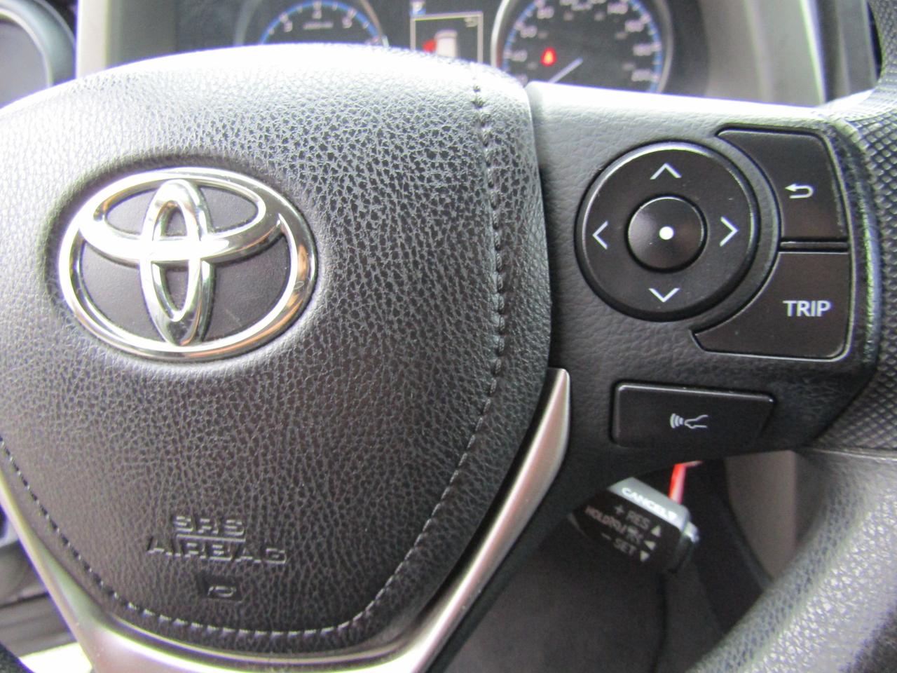 2017 Toyota RAV4 LE, Camera, Lane Assistant, Collision Warning, Heated Seats, *Certified* Photo