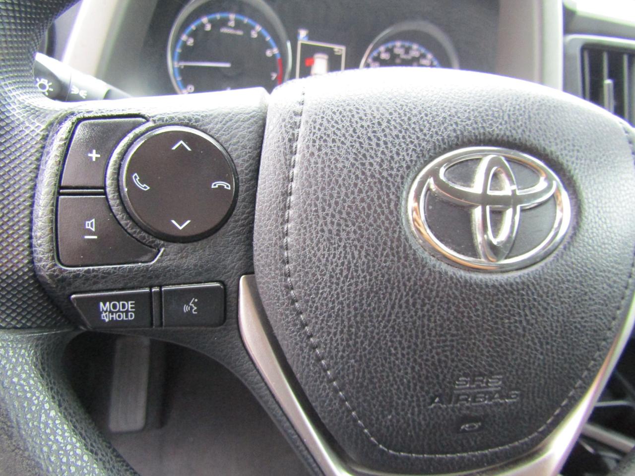 2017 Toyota RAV4 LE, Camera, Lane Assistant, Collision Warning, Heated Seats, *Certified* Photo