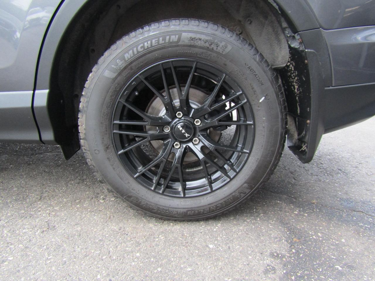 2017 Toyota RAV4 LE, Camera, Lane Assistant, Collision Warning, Heated Seats, *Certified* Photo