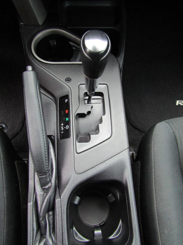 2017 Toyota RAV4 LE, Camera, Lane Assistant, Collision Warning, Heated Seats, *Certified* Photo