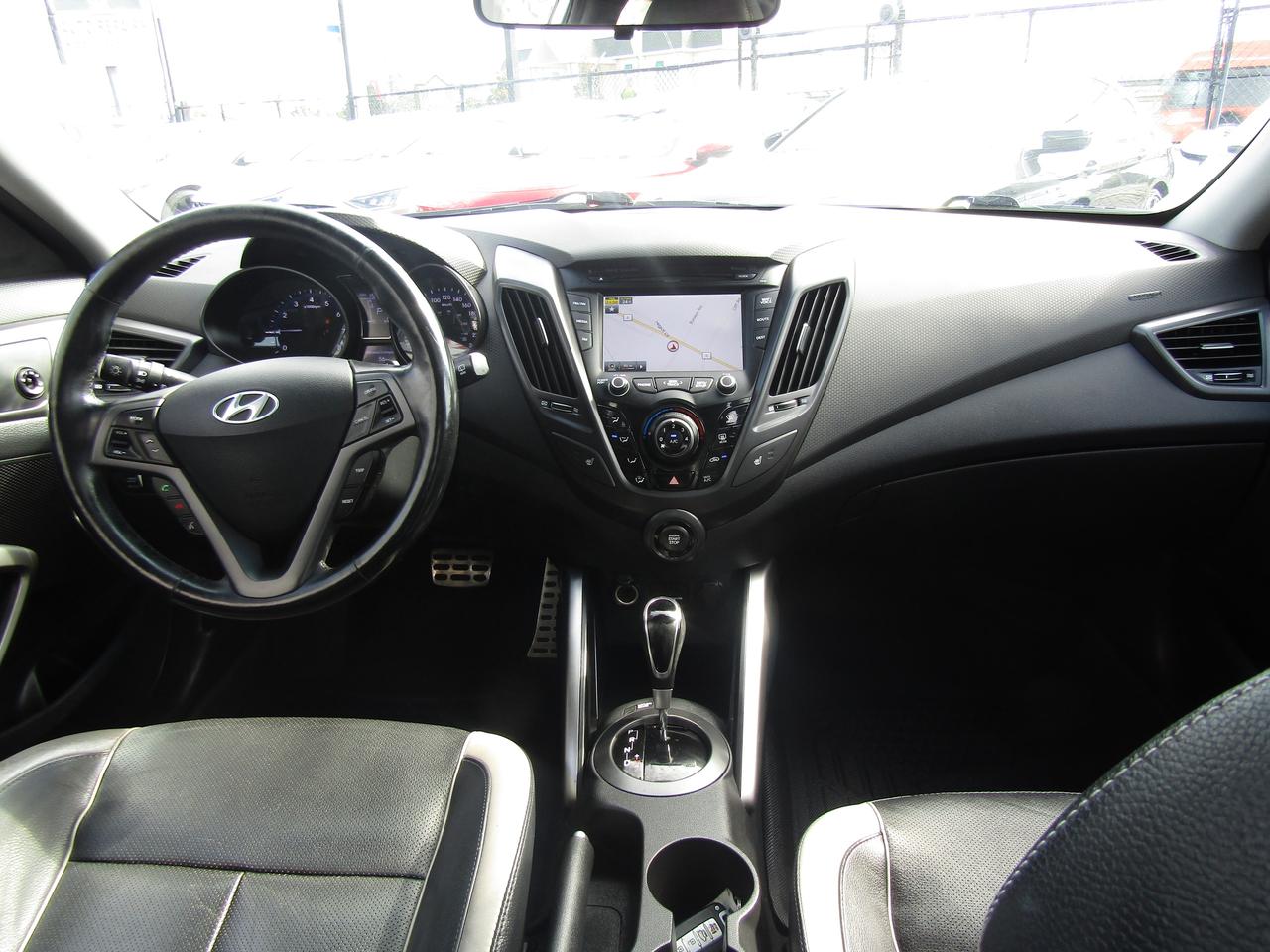 2014 Hyundai Veloster Limited, Navi, Pano, Camera, Leather, Keyless, Sensors, Alloy, *Certified* Photo