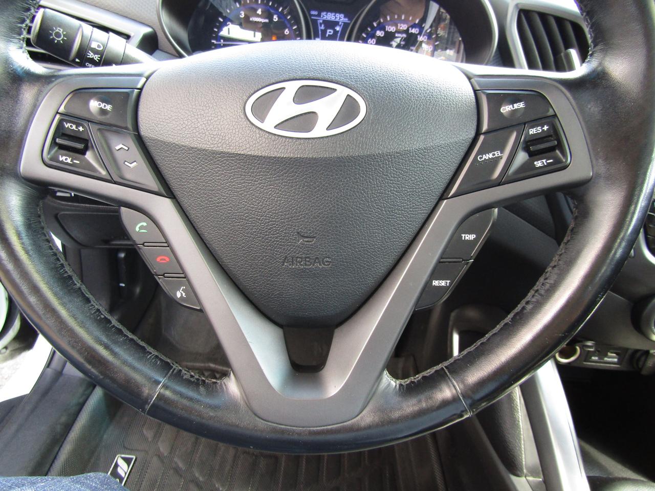 2014 Hyundai Veloster Limited, Navi, Pano, Camera, Leather, Keyless, Sensors, Alloy, *Certified* Photo