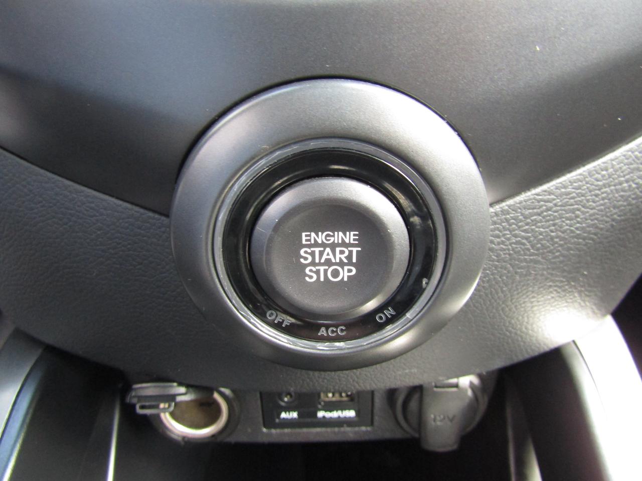 2014 Hyundai Veloster Limited, Navi, Pano, Camera, Leather, Keyless, Sensors, Alloy, *Certified* Photo