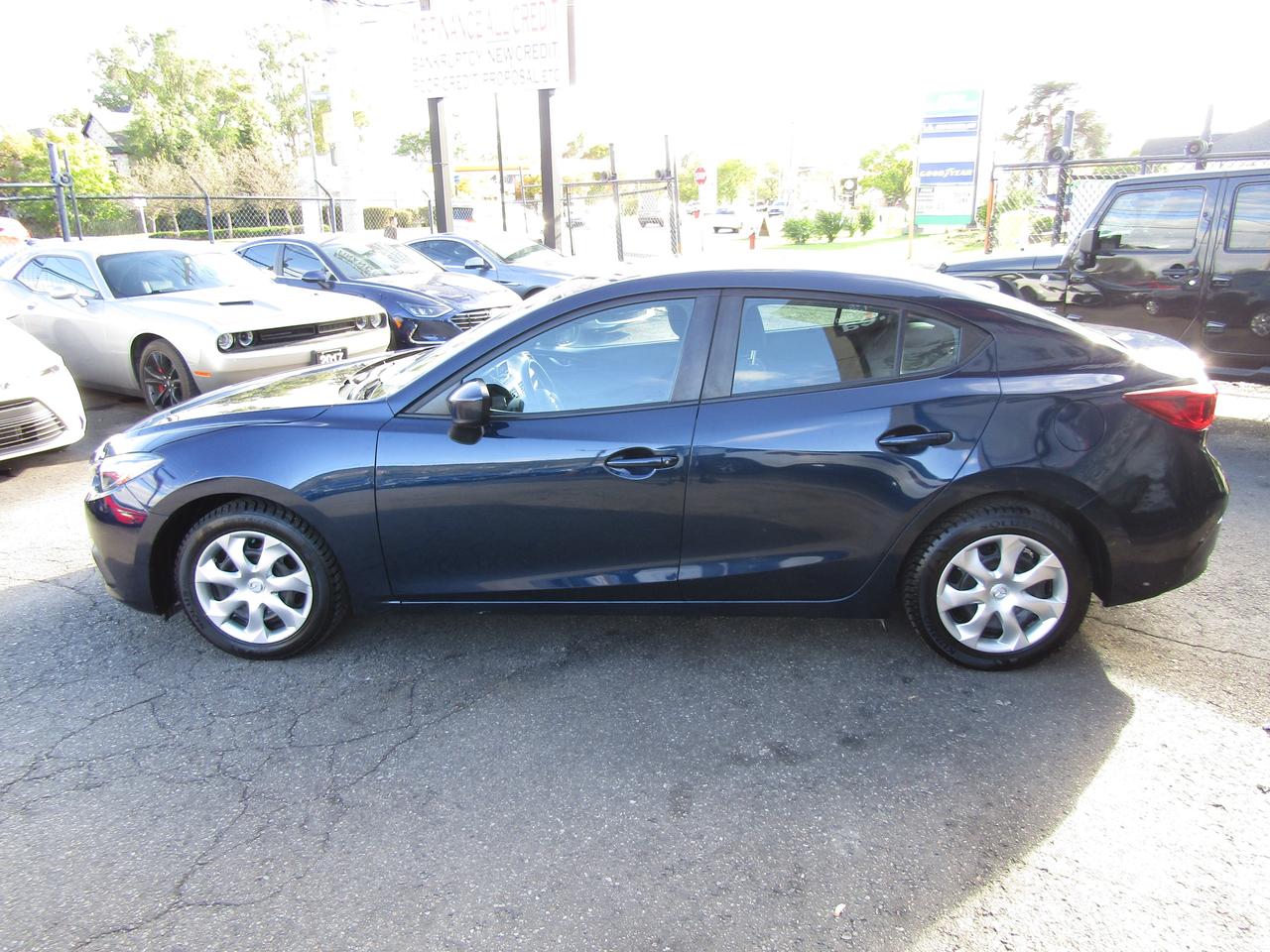 2015 Mazda MAZDA3 GX, Bluetooth, Automatic, Keyless, *Certified* Photo3