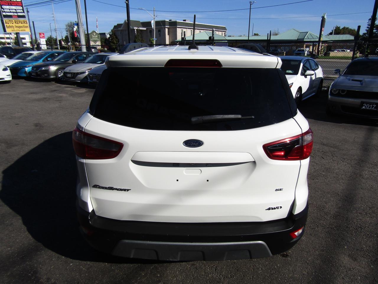 2018 Ford EcoSport SE, 4WD, Navi, Sunroof, Camera, Blind Spots, *Certified* Photo