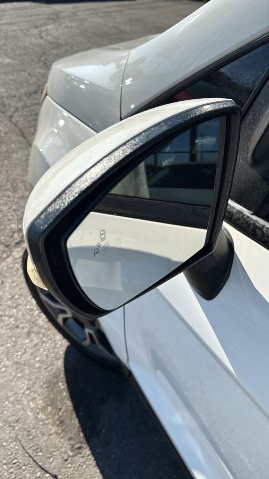 2018 Ford EcoSport SE, 4WD, Navi, Sunroof, Camera, Blind Spots, *Certified* Photo
