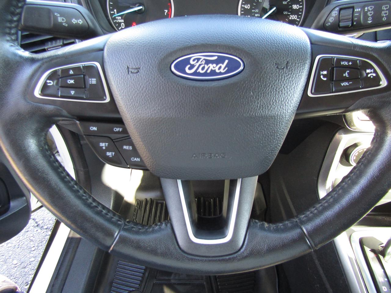 2018 Ford EcoSport SE, 4WD, Navi, Sunroof, Camera, Blind Spots, *Certified* Photo