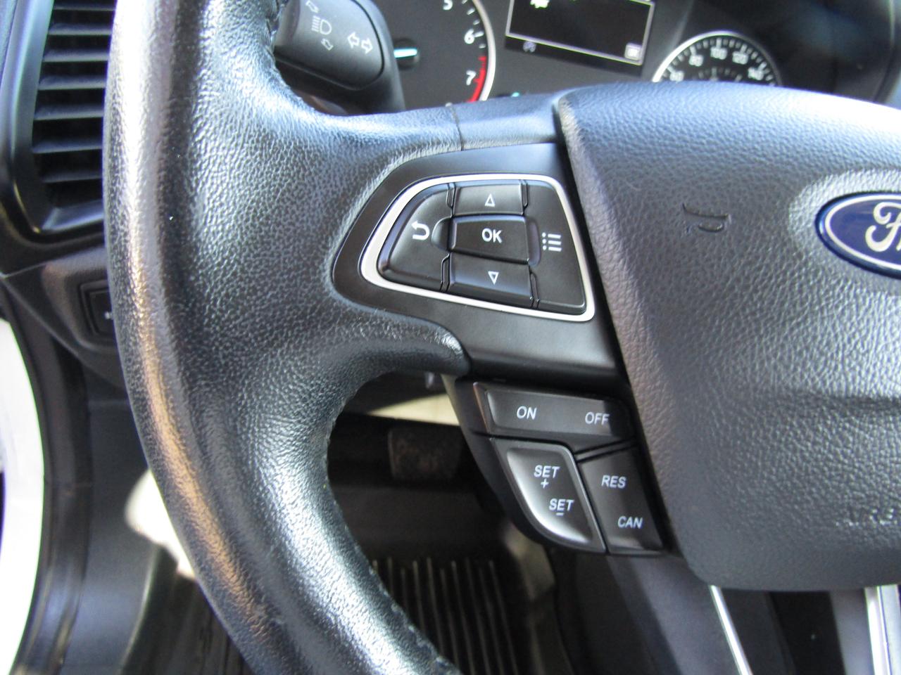 2018 Ford EcoSport SE, 4WD, Navi, Sunroof, Camera, Blind Spots, *Certified* Photo