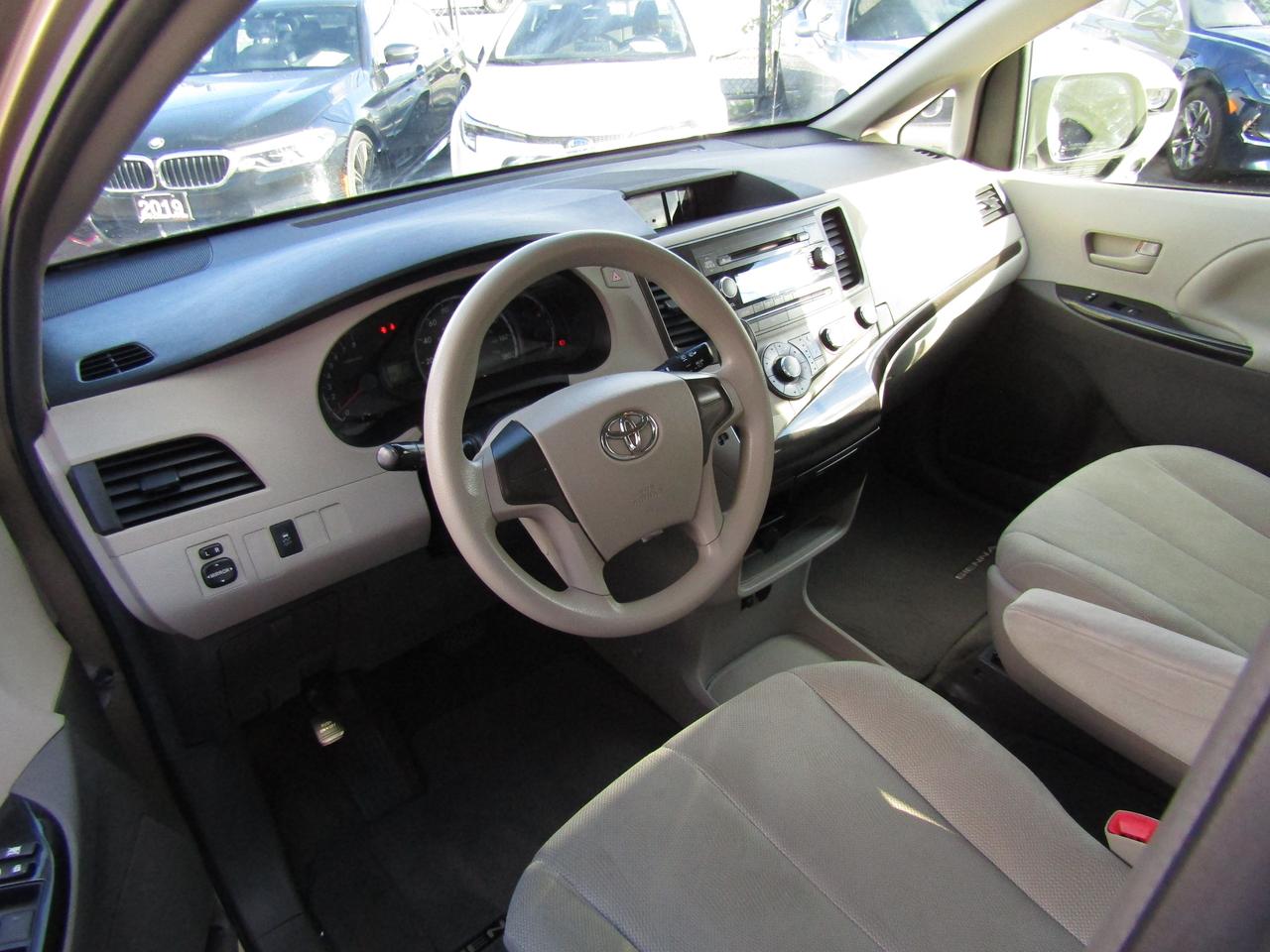 2011 Toyota Sienna LE, 7Pass ,Cruise Ctrl, Automatic Trans.*Certified* Photo
