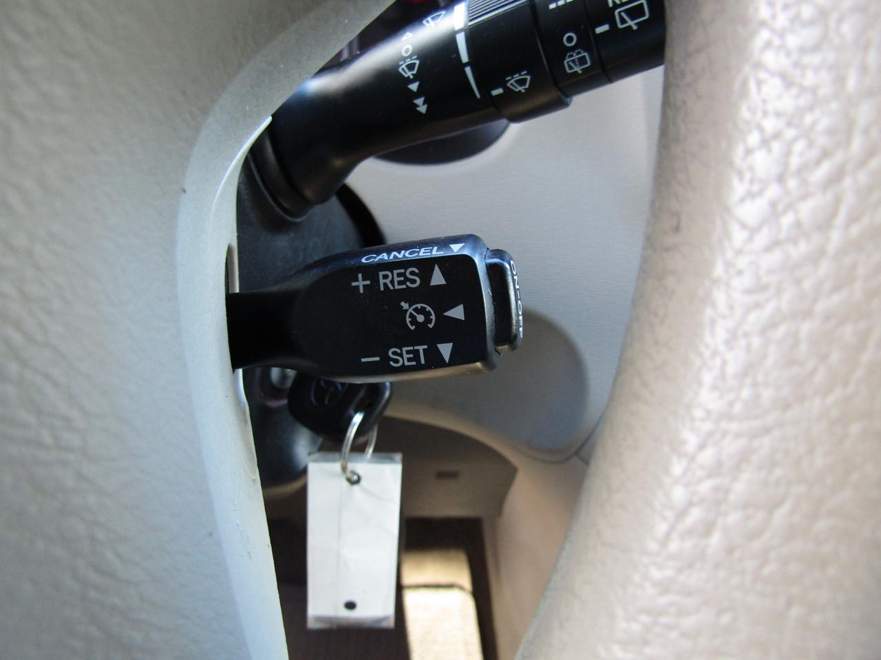 2011 Toyota Sienna LE, 7Pass ,Cruise Ctrl, Automatic Trans.*Certified* Photo