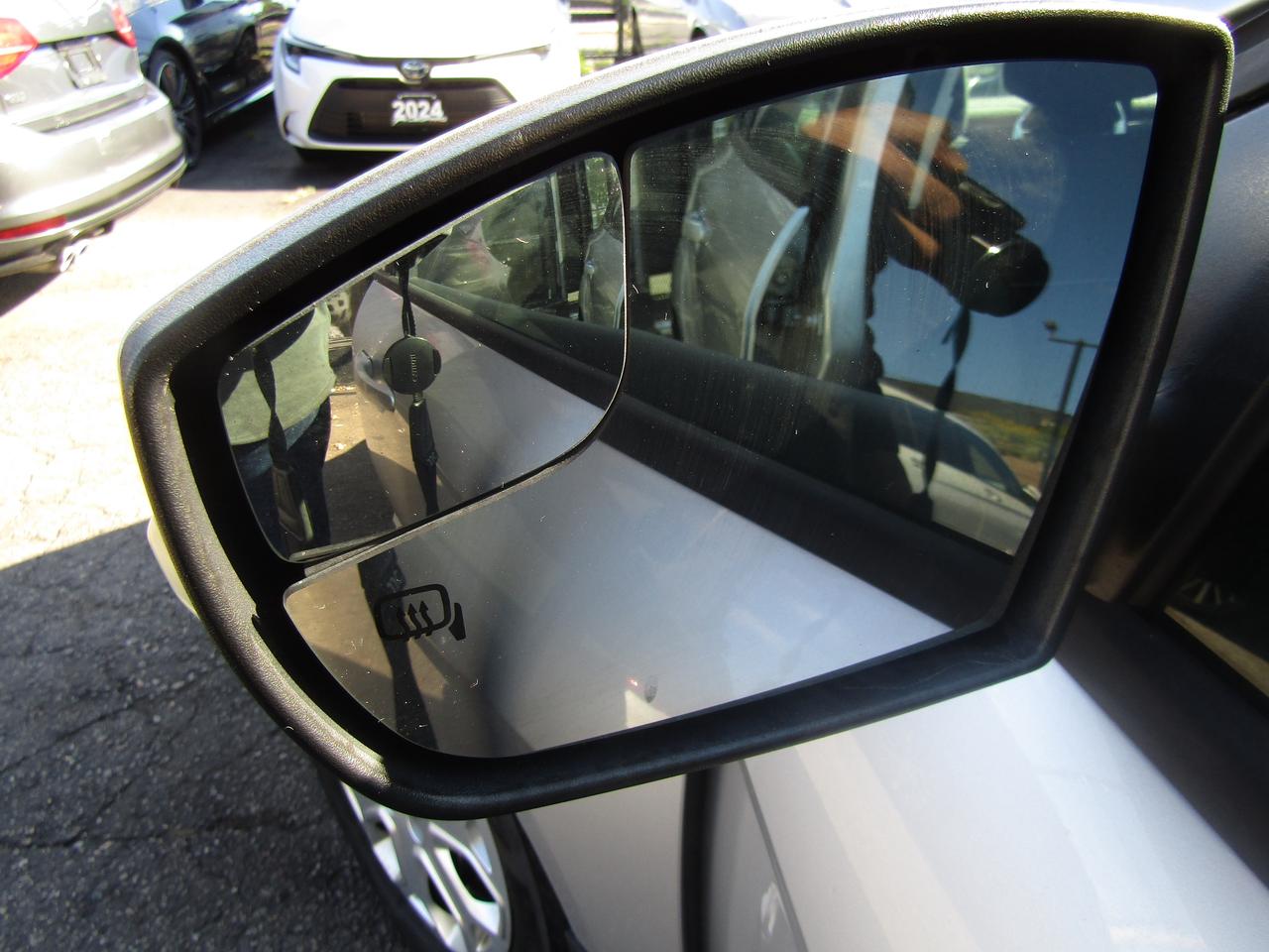 2012 Ford Focus SE, Cruise Ctrl, Automatic Trans, Pwr Windows&Locks, *Certified* Photo