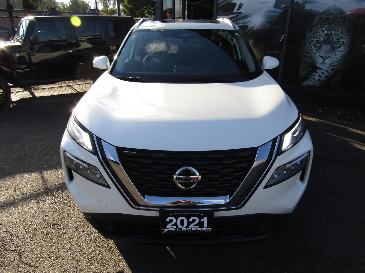 2021 Nissan Rogue SV, Pano, 360Camera, Blind Spot, Collision Warning, *One Owner*Certified* Photo5
