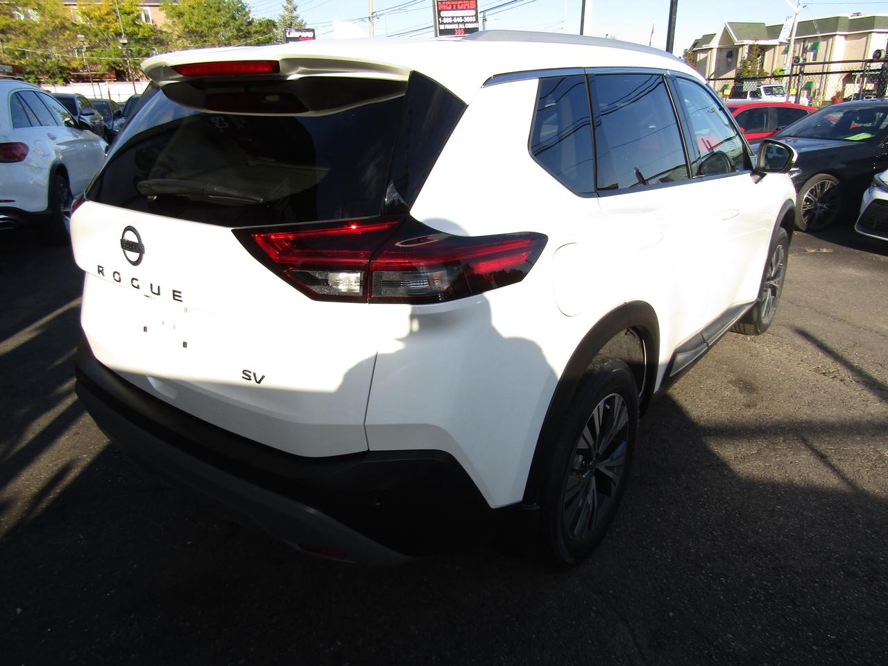 2021 Nissan Rogue SV, Pano, 360Camera, Blind Spot, Collision Warning, *One Owner*Certified* Photo