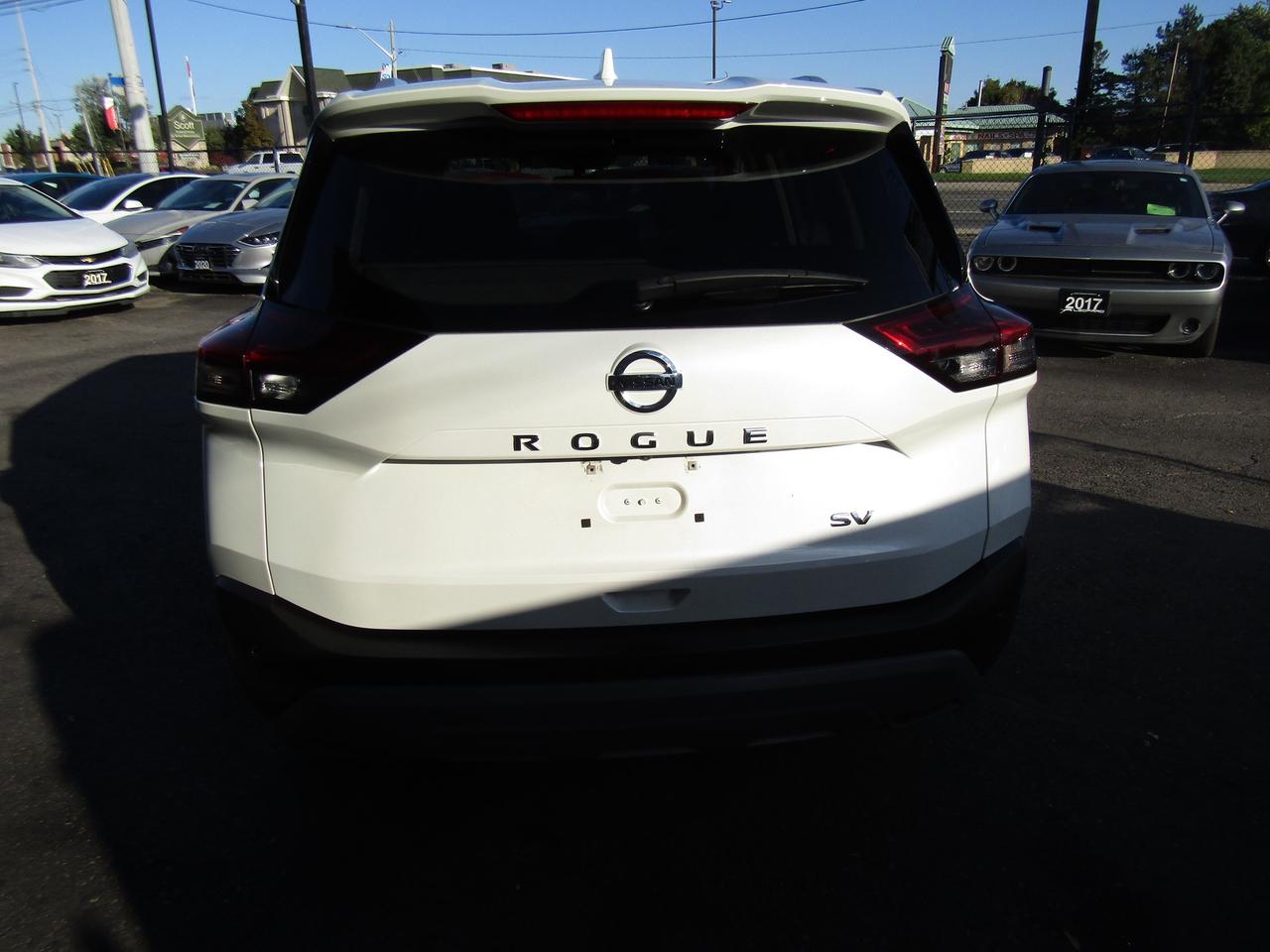 2021 Nissan Rogue SV, Pano, 360Camera, Blind Spot, Collision Warning, *One Owner*Certified* Photo