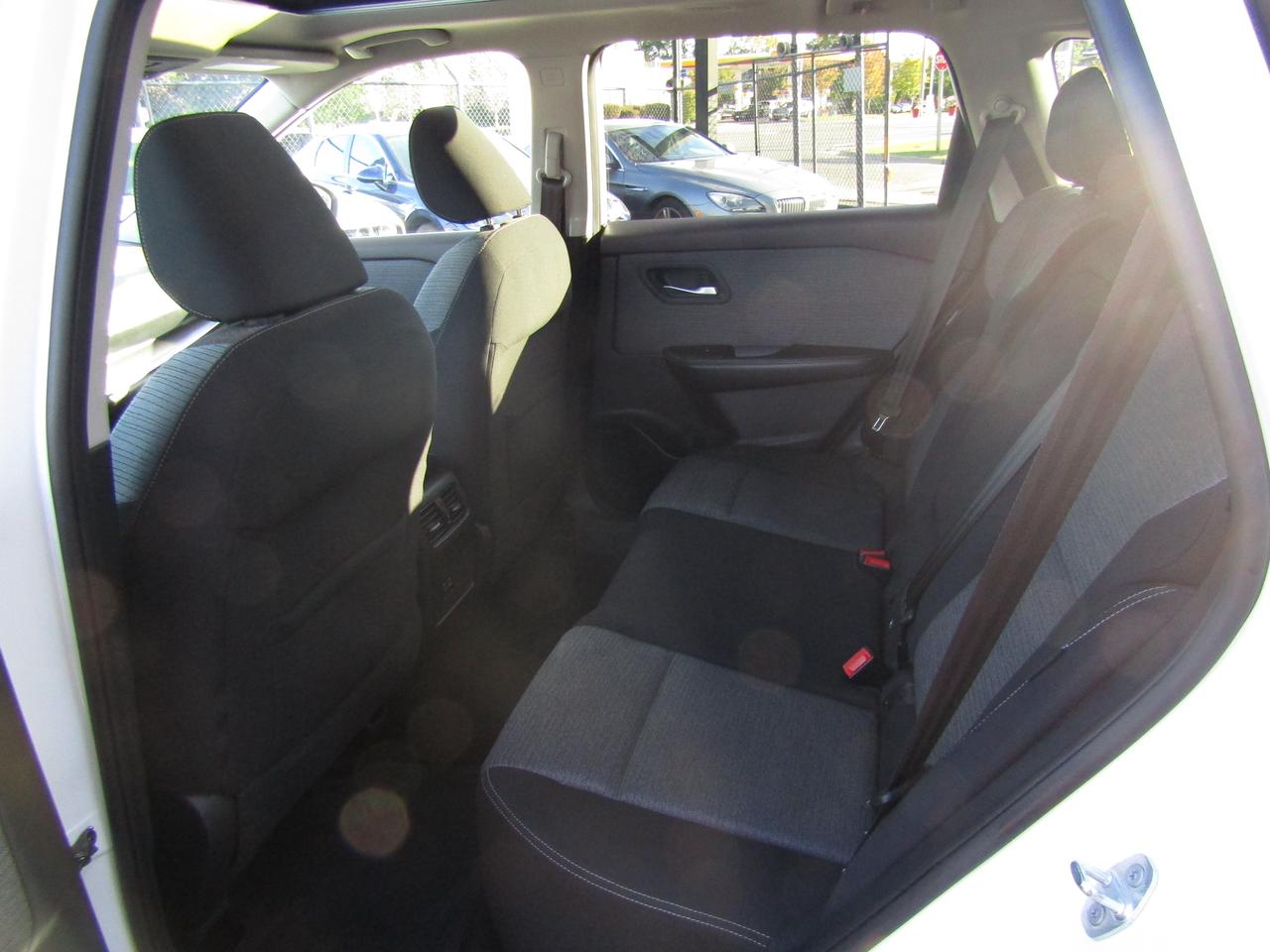 2021 Nissan Rogue SV, Pano, 360Camera, Blind Spot, Collision Warning, *One Owner*Certified* Photo