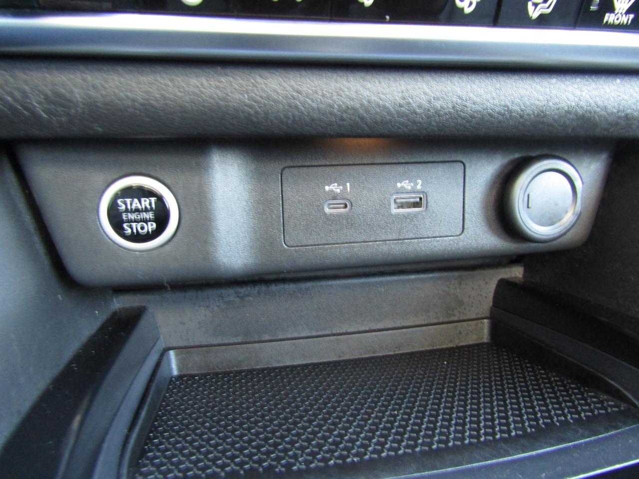 2021 Nissan Rogue SV, Pano, 360Camera, Blind Spot, Collision Warning, *One Owner*Certified* Photo