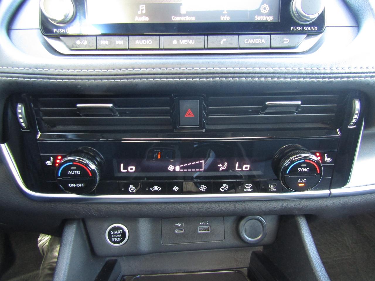 2021 Nissan Rogue SV, Pano, 360Camera, Blind Spot, Collision Warning, *One Owner*Certified* Photo