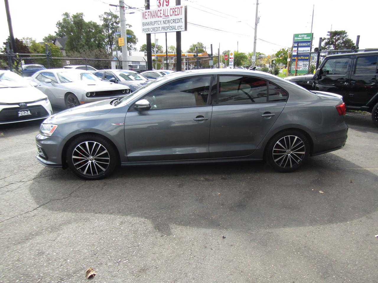 2016 Volkswagen Jetta GLI, Camera, Heated Seats, Sensors, Alloys, *Certified* Photo3
