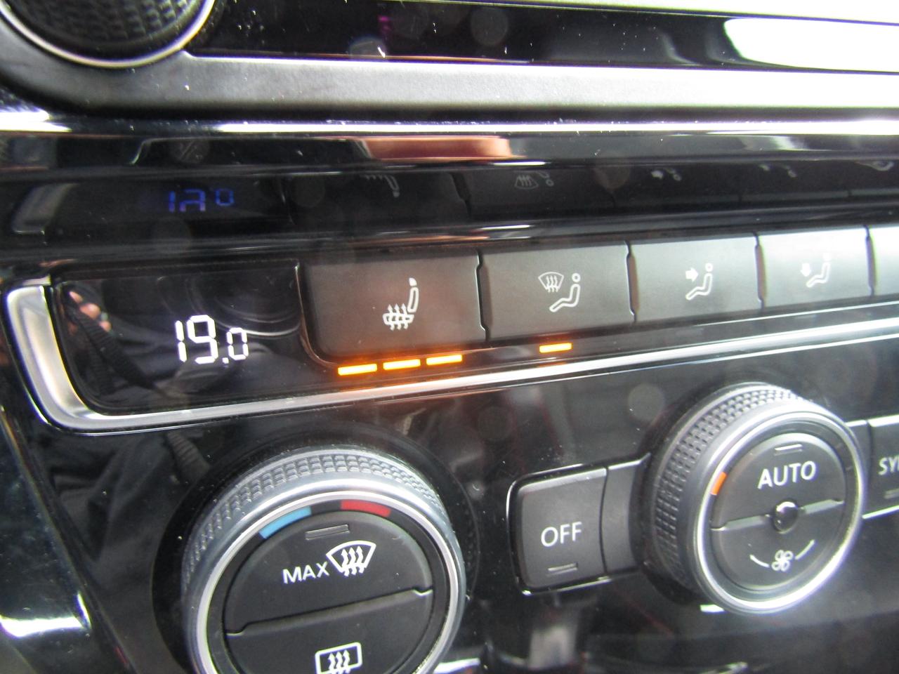 2016 Volkswagen Jetta GLI, Camera, Heated Seats, Sensors, Alloys, *Certified* Photo