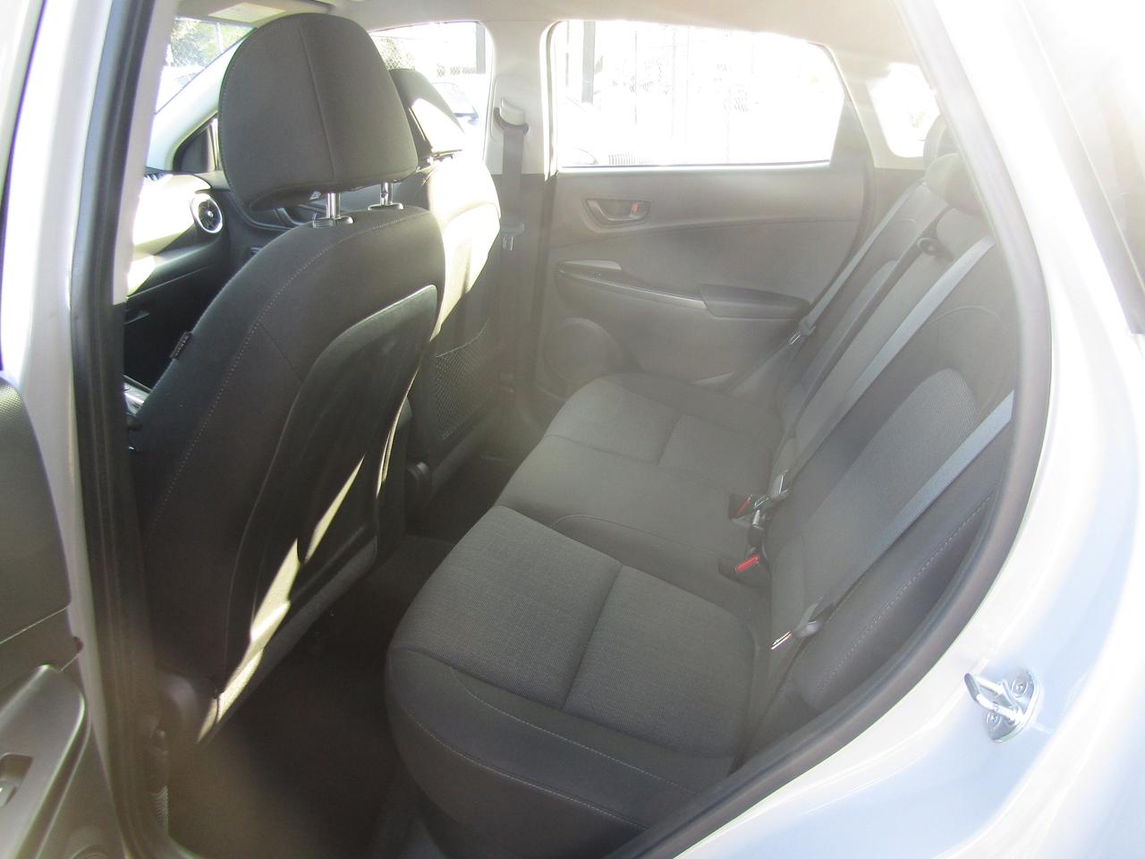 2022 Hyundai KONA Preferred, AWD, Blind Spot, Lane Assist, Camera, Bluetooth, *Certified* Photo