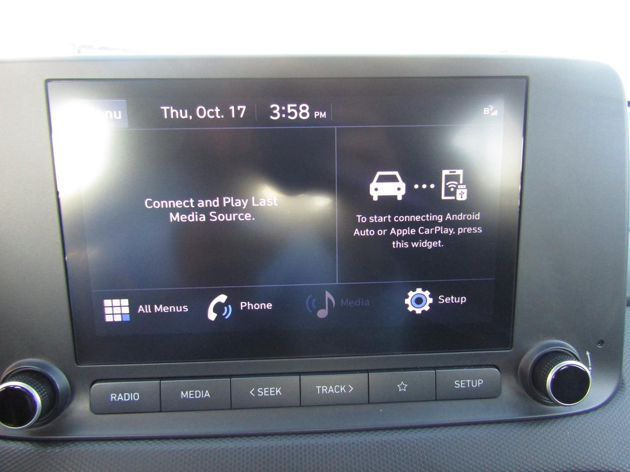 2022 Hyundai KONA Preferred, AWD, Blind Spot, Lane Assist, Camera, Bluetooth, *Certified* Photo