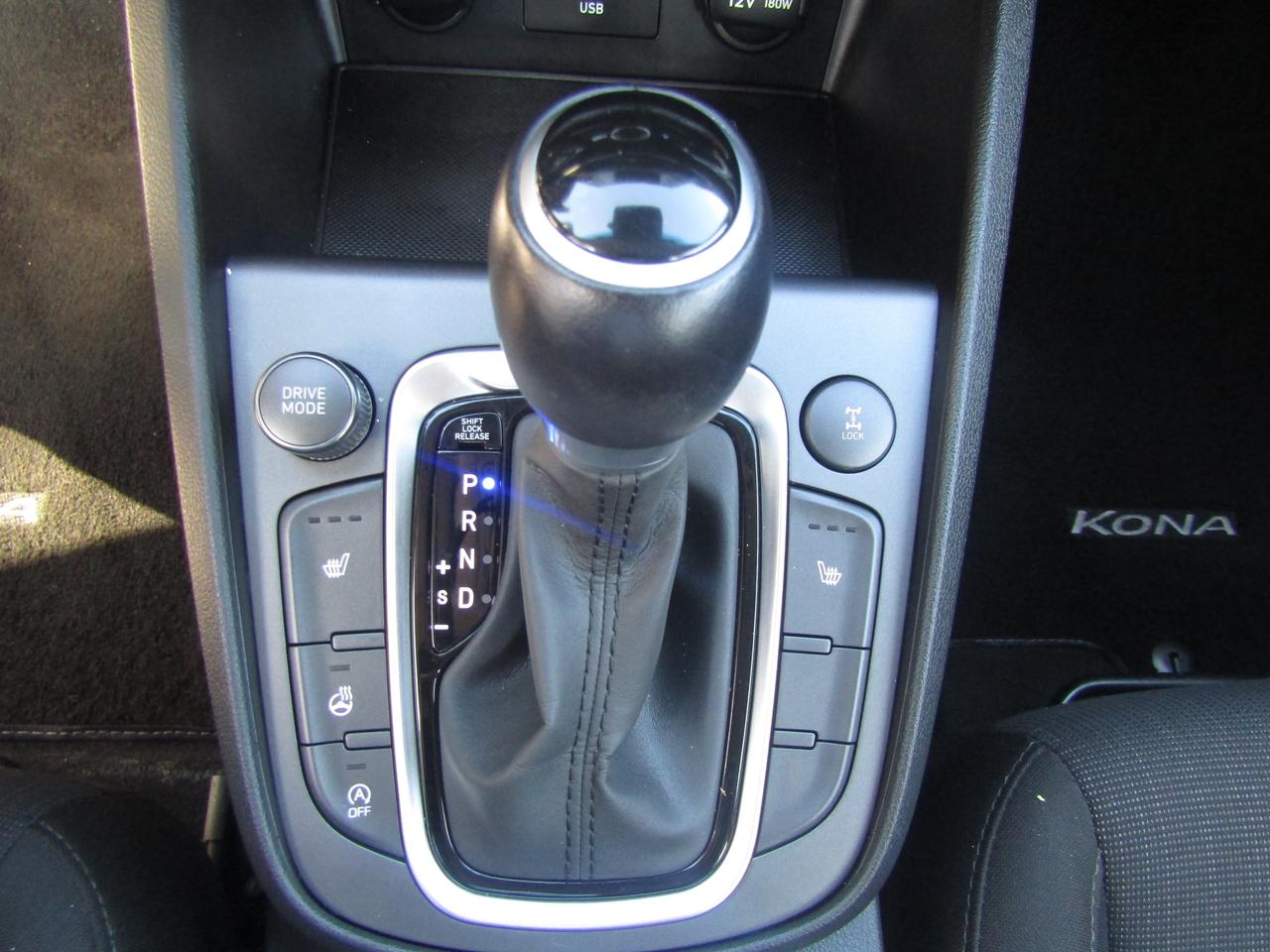 2022 Hyundai KONA Preferred, AWD, Blind Spot, Lane Assist, Camera, Bluetooth, *Certified* Photo