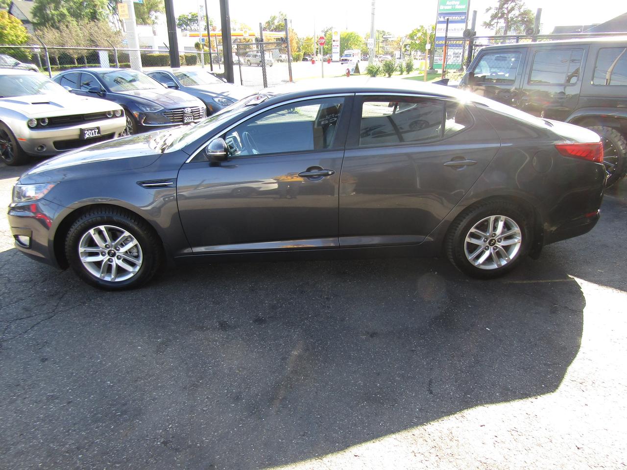 2013 Kia Optima LX, Manual Trans, Cruise Control, Heated Seats, Bluetooth, *CERTIFIED* Photo3