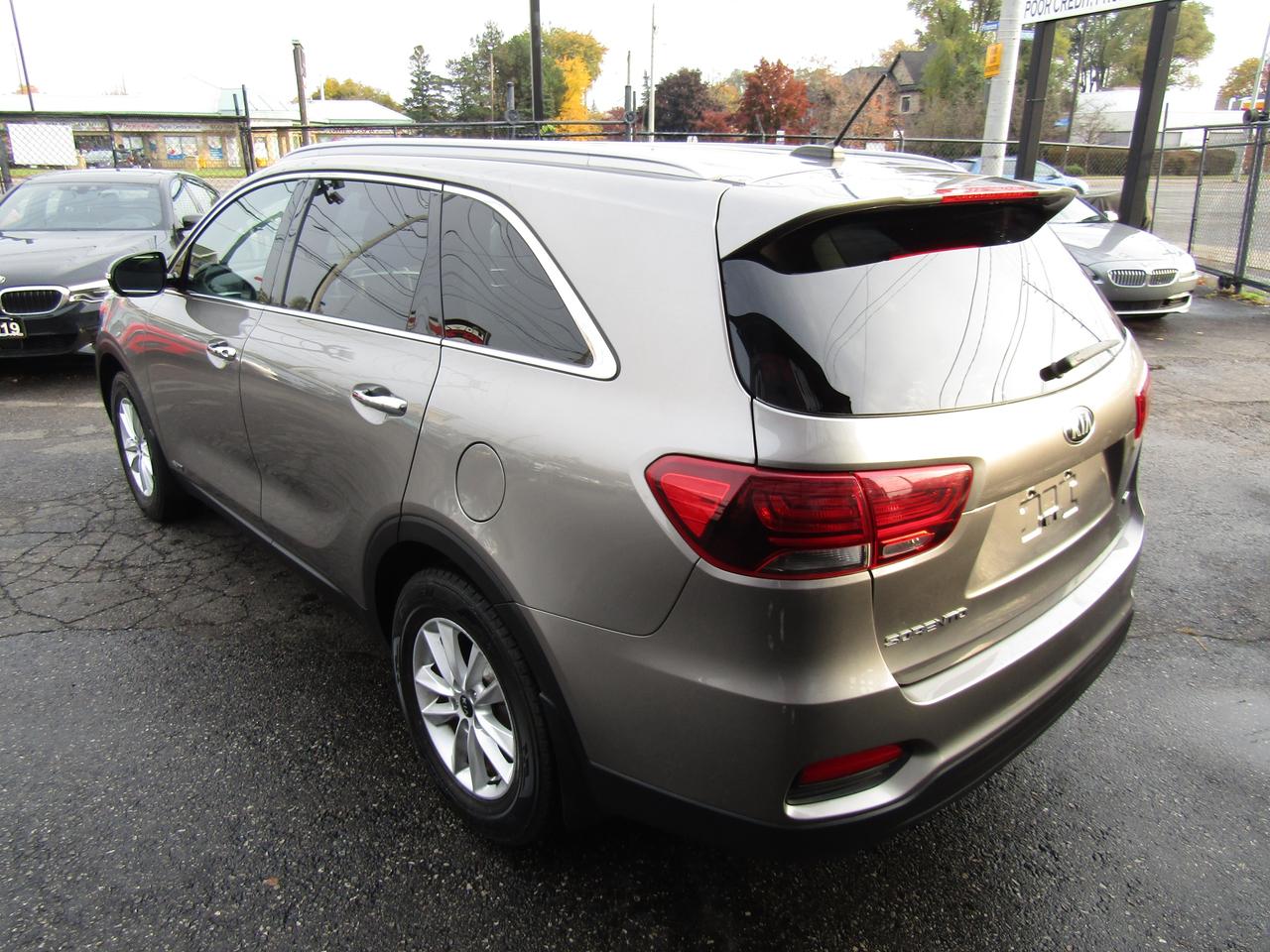 2019 Kia Sorento LX, AWD, Camera, Push To Start, Bluetooth, Alloy, *Certified* Photo4