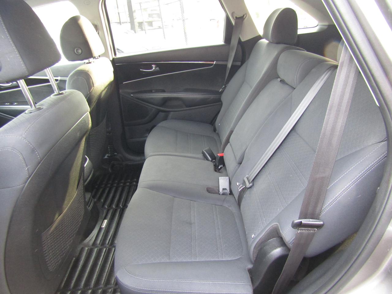 2019 Kia Sorento LX, AWD, Camera, Push To Start, Bluetooth, Alloy, *Certified* Photo