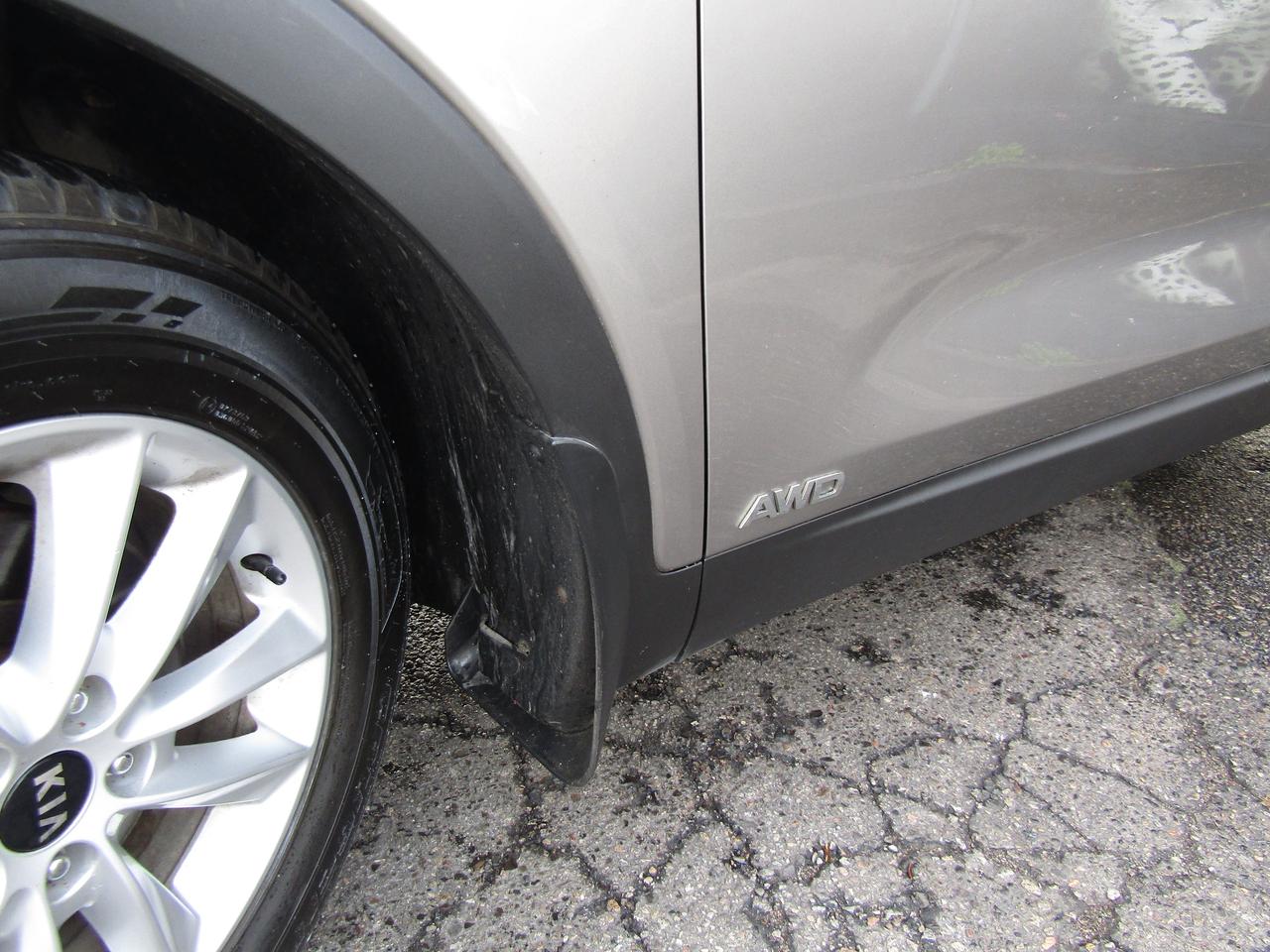 2019 Kia Sorento LX, AWD, Camera, Push To Start, Bluetooth, Alloy, *Certified* Photo