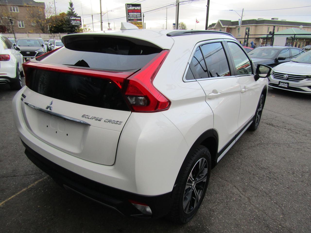 2018 Mitsubishi Eclipse Cross ES, AWD, Camera, Adaptive, Bluetooth, Alloy, *Certified* Photo