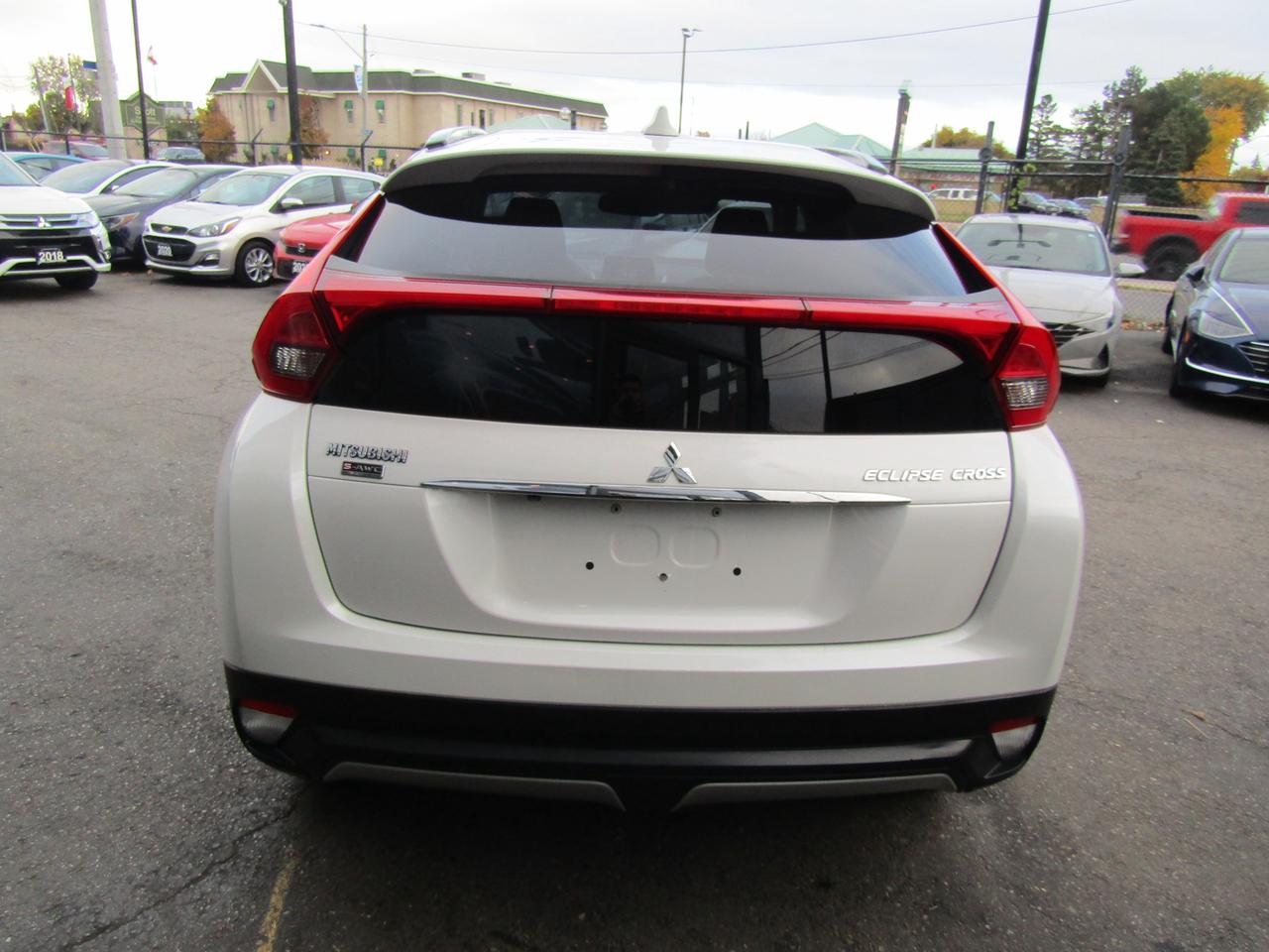 2018 Mitsubishi Eclipse Cross ES, AWD, Camera, Adaptive, Bluetooth, Alloy, *Certified* Photo