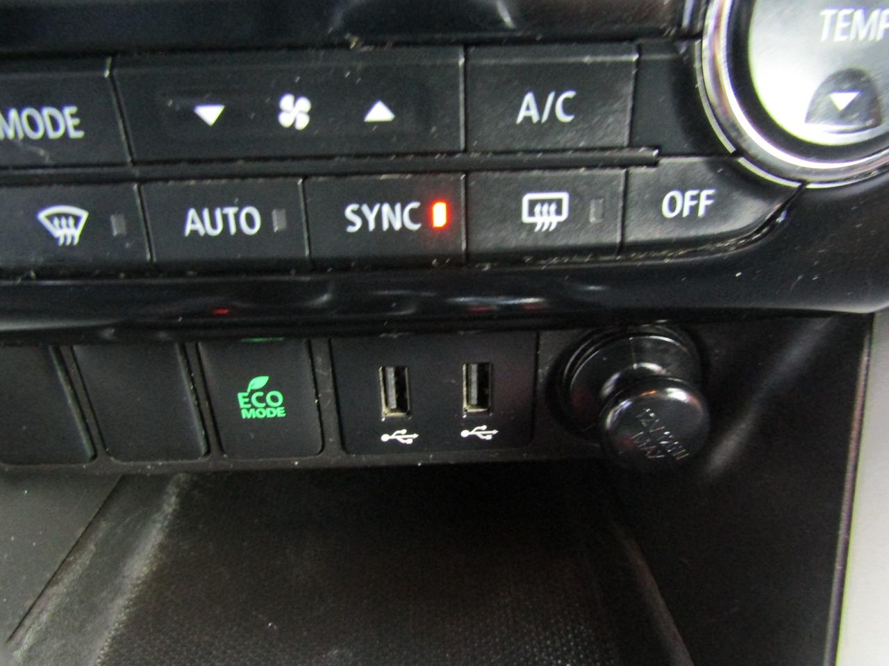 2018 Mitsubishi Eclipse Cross ES, AWD, Camera, Adaptive, Bluetooth, Alloy, *Certified* Photo