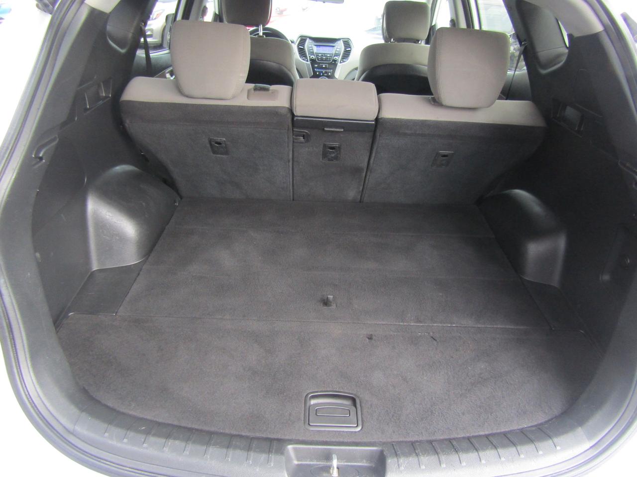 2015 Hyundai Santa Fe Sport, Heated seats, Alloy, *Certified* Photo