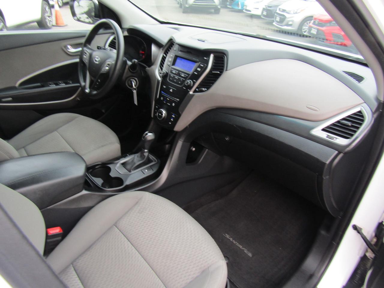 2015 Hyundai Santa Fe Sport, Heated seats, Alloy, *Certified* Photo