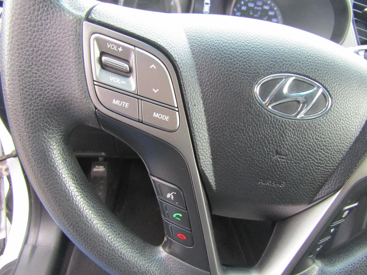 2015 Hyundai Santa Fe Sport, Heated seats, Alloy, *Certified* Photo