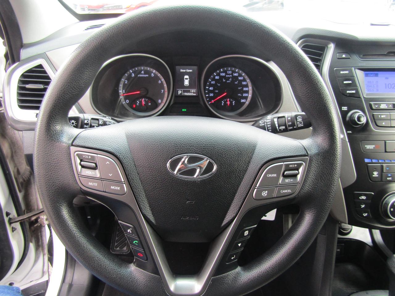 2015 Hyundai Santa Fe Sport, Heated seats, Alloy, *Certified* Photo