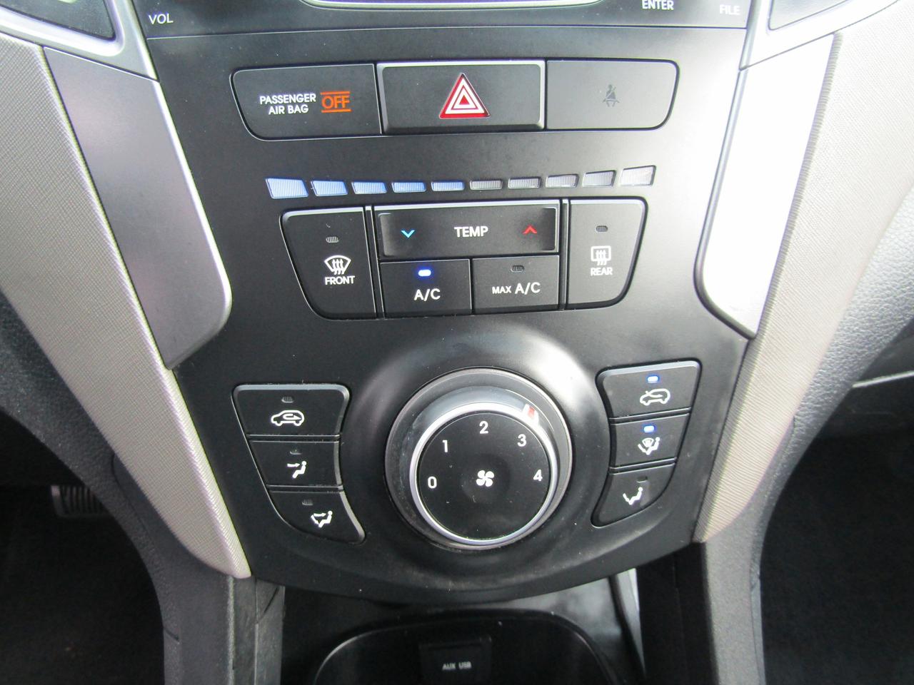 2015 Hyundai Santa Fe Sport, Heated seats, Alloy, *Certified* Photo