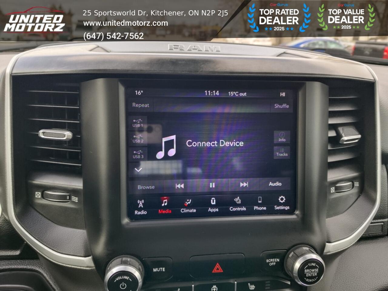 2020 RAM 1500 Big Horn Crew Cab 5'7" Box 5.7L Hemi V8~SAFAETY CE Photo