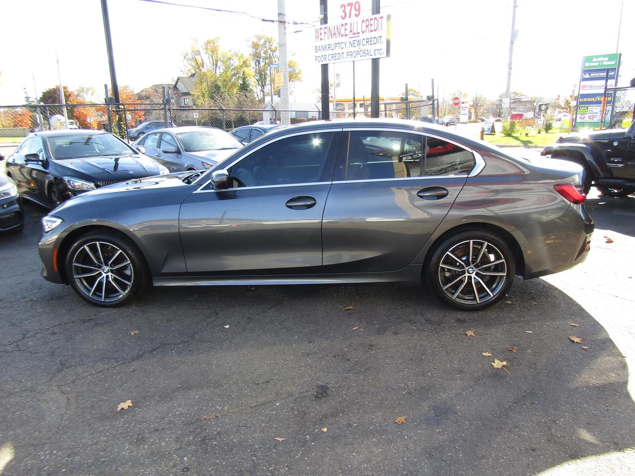 2019 BMW 3-Series 330i, xDrive, Navi, Sunroof, Camera, Leather, Memory, *Certified* Photo
