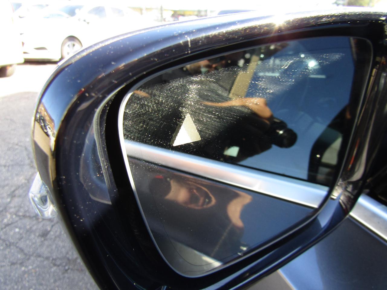 2019 BMW 3-Series 330i, xDrive, Navi, Sunroof, Camera, Leather, Memory, *Certified* Photo