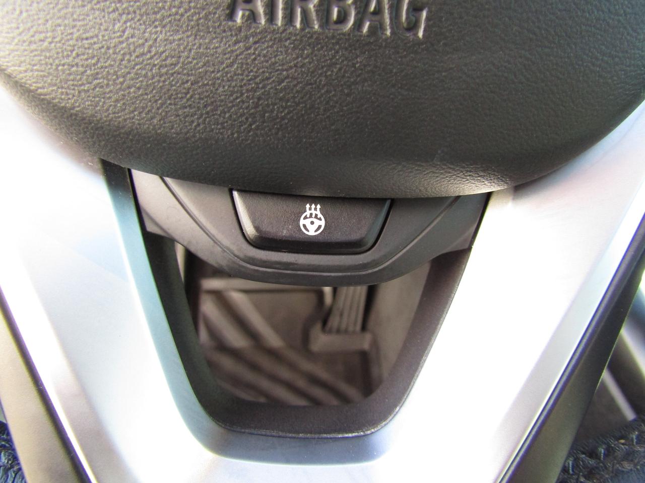 2019 BMW 3-Series 330i, xDrive, Navi, Sunroof, Camera, Leather, Memory, *Certified* Photo