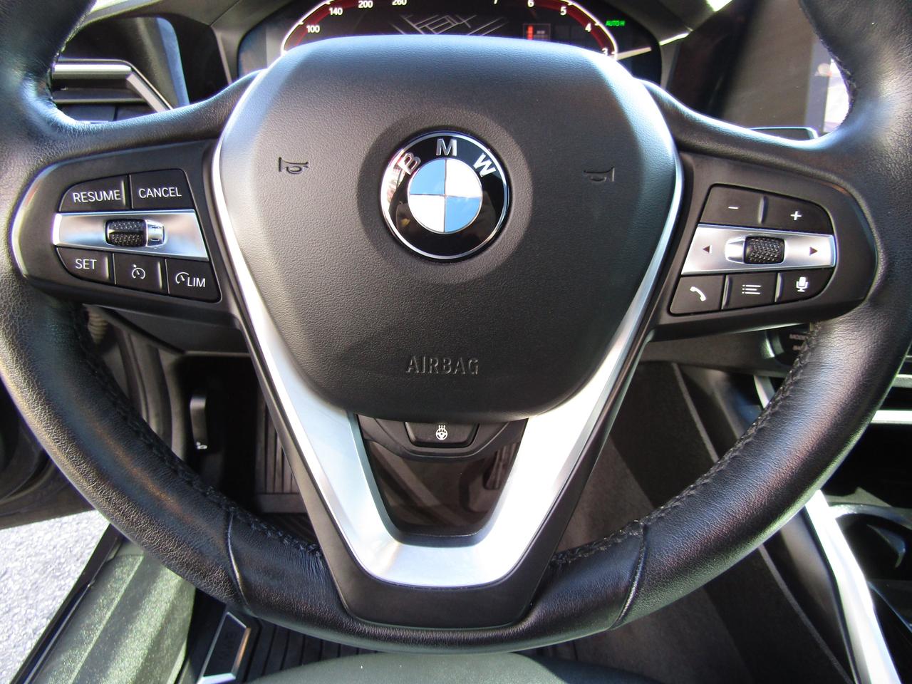 2019 BMW 3 Series 330i, xDrive, Navi, Sunroof, Camera, Leather, Memory, *Certified* Photo