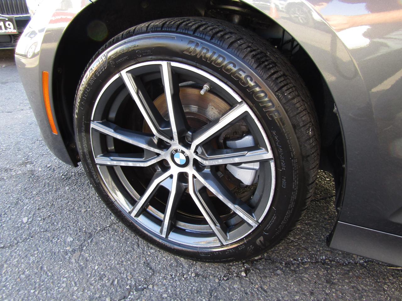 2019 BMW 3-Series 330i, xDrive, Navi, Sunroof, Camera, Leather, Memory, *Certified* Photo