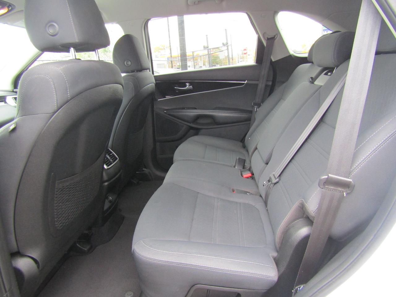 2019 Kia Sorento LX, AWD, Camera, Push To Start, Bluetooth, Alloy, *Certified* Photo
